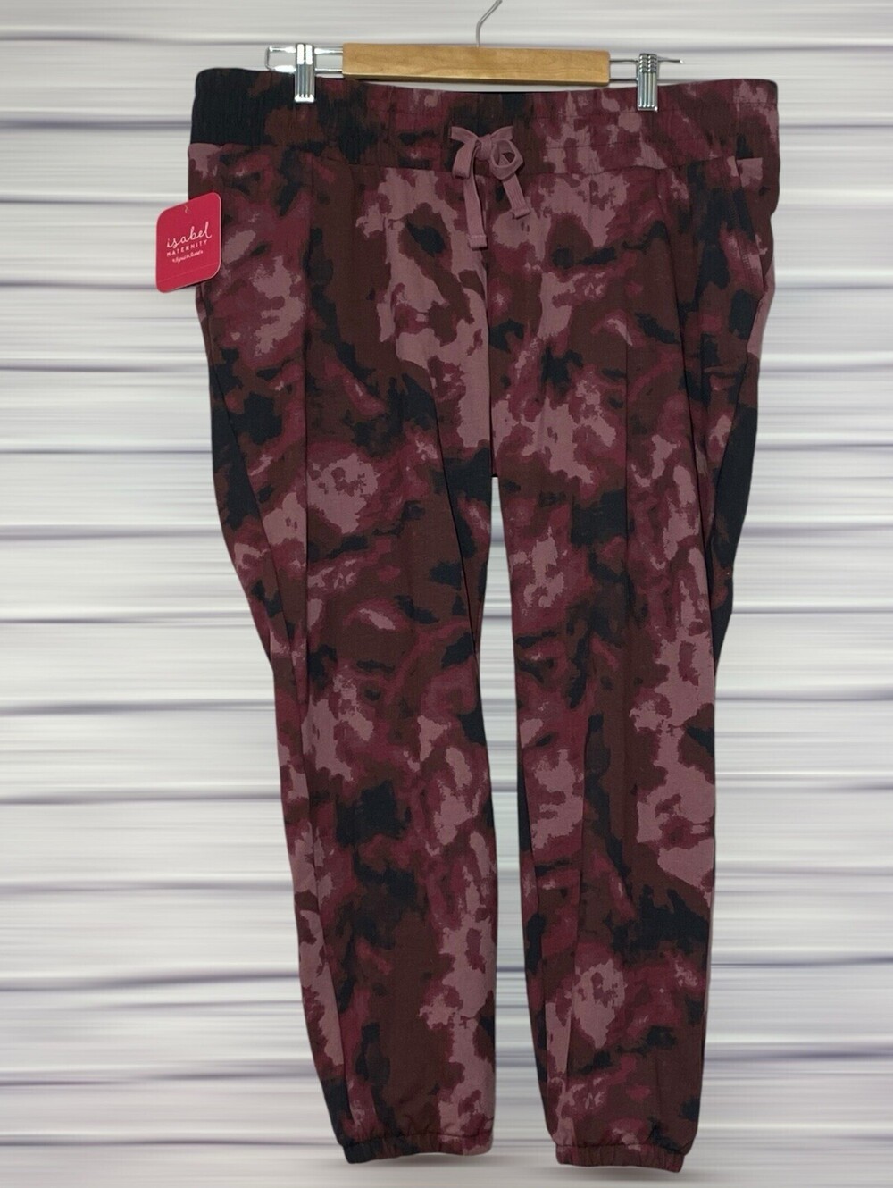 Isabel Maternity by Ingrid & Isabel NWT L Burgundy Camo Drawstring Jogger Pants